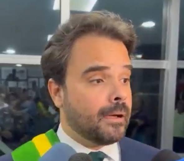 Com postura arrogante, Toni não consegue negociar com professores e greve é deflagrada em Marabá
