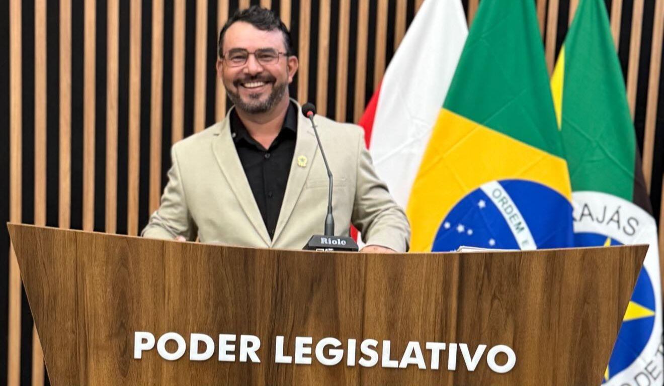 Legislativo de Canaã aprova uso de escolas públicas para eventos religiosos durante férias escolares