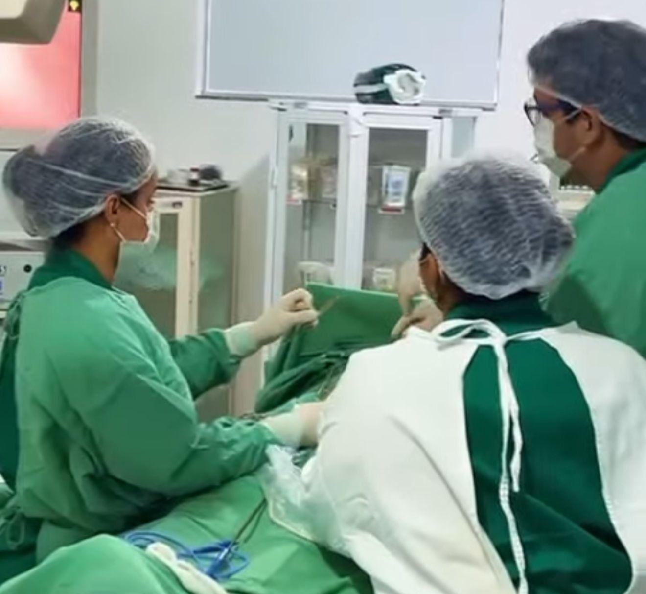 Água Azul do Norte dá salto histórico na saúde com cirurgias por videolaparoscopia no HMJB