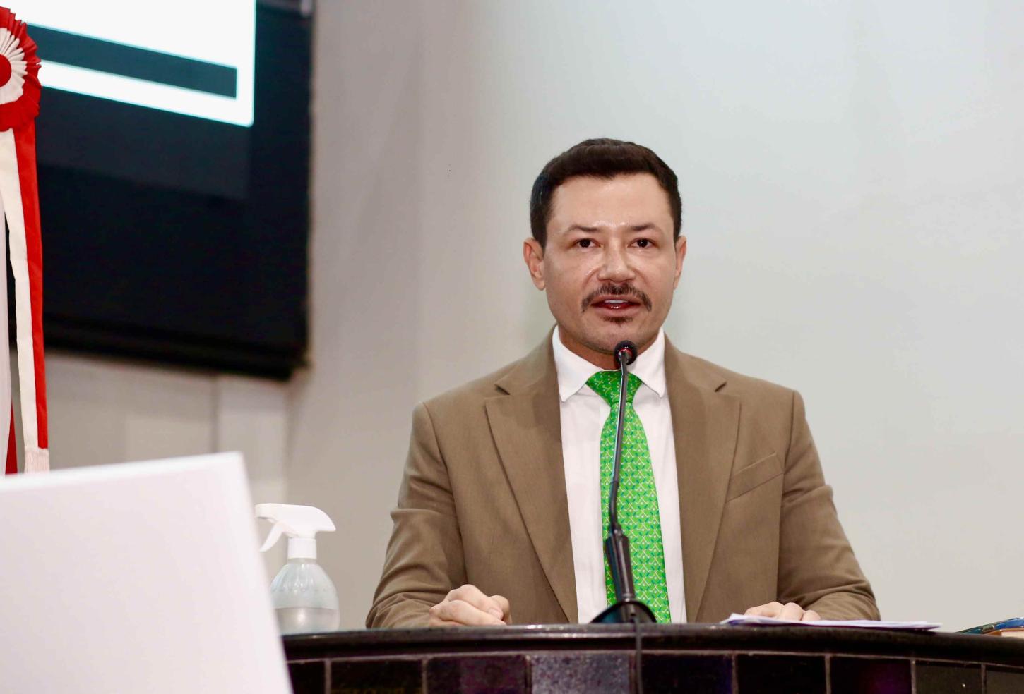 Aveilton Souza apresenta projeto de atenção integral às pessoas com lúpus no Pará