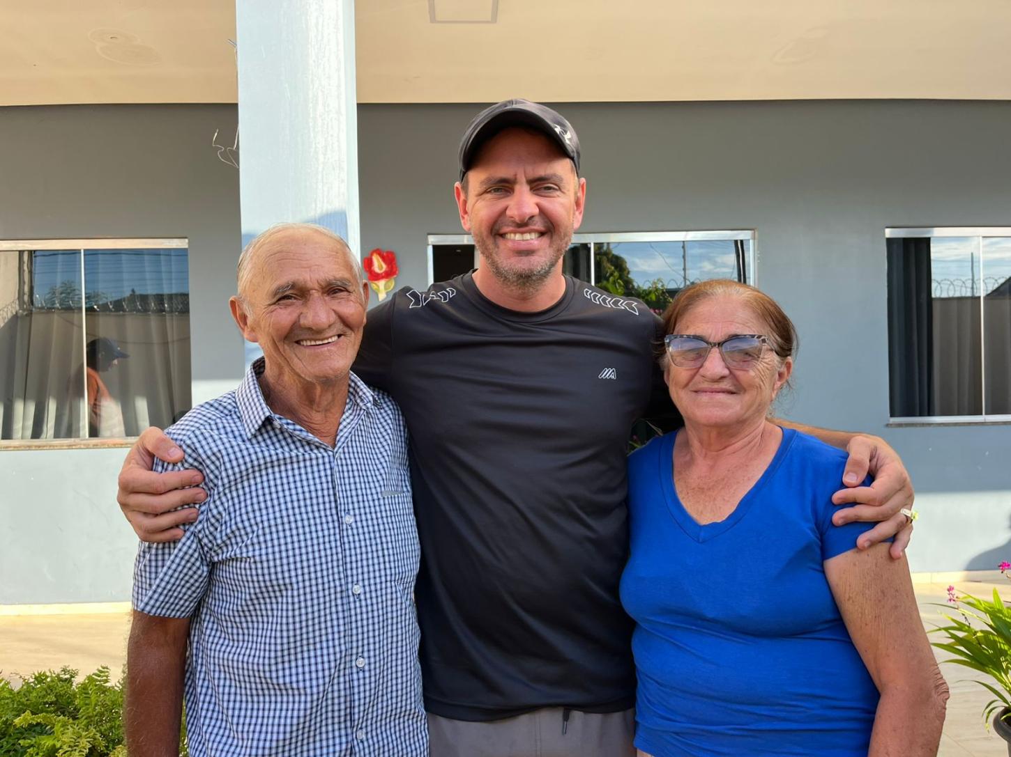 Café com prefeito: Flávio Mezzomo abre portas de sua casa para atender população