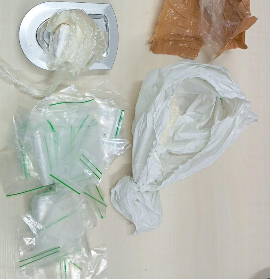 Polícia Militar apreende droga e prende dois suspeitos por tráfico no bairro Alto Bonito, em Canaã
