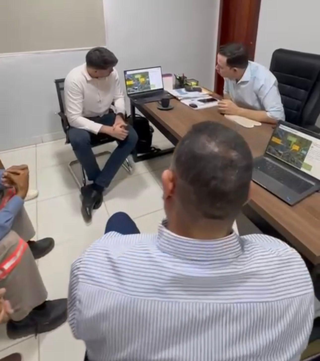 Prefeito Valber Milhomem recebe Equatorial para resolver problema de energia em Bannach