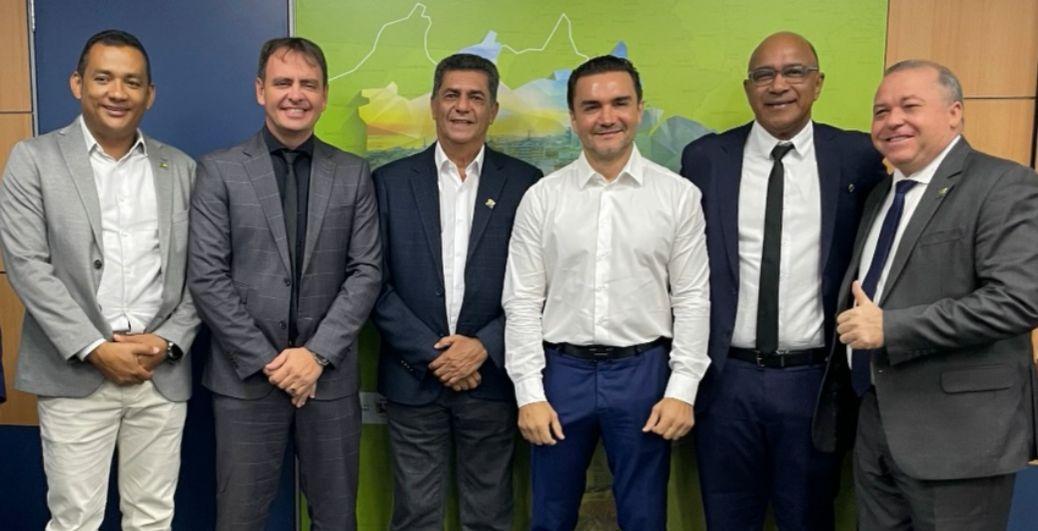 Prefeitos do Lago de Tucuruí se reúnem com Celso Sabino em busca de investimentos para a região
