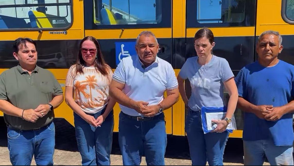 Prefeitura de Água Azul do Norte reforça frota do transporte escolar com ônibus zero quilômetro