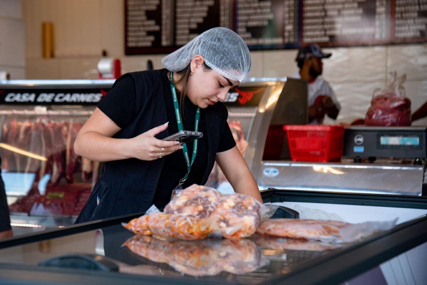 Procon fiscaliza açougues em Parauapebas para garantir direitos do consumidor e segurança alimentar