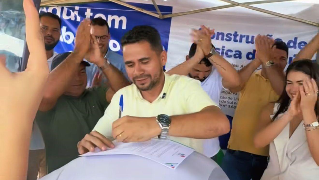 VÍDEO: Wagno Godoy assina ordem de serviço para construção de UBS em Cruzeiro do Sul