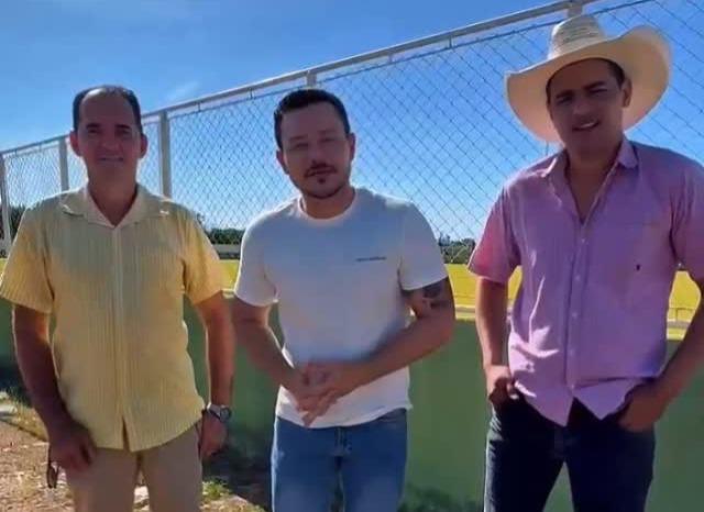 Ao lado de Nego Lotero e Sula, Aveilton Souza anuncia a chegada de investimentos para Cruzeiro do Sul