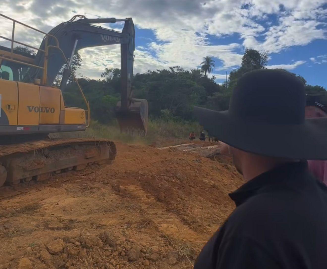 Após anos de abandono, vicinal Moinho recebe manutenção e infraestrutura em Itupiranga