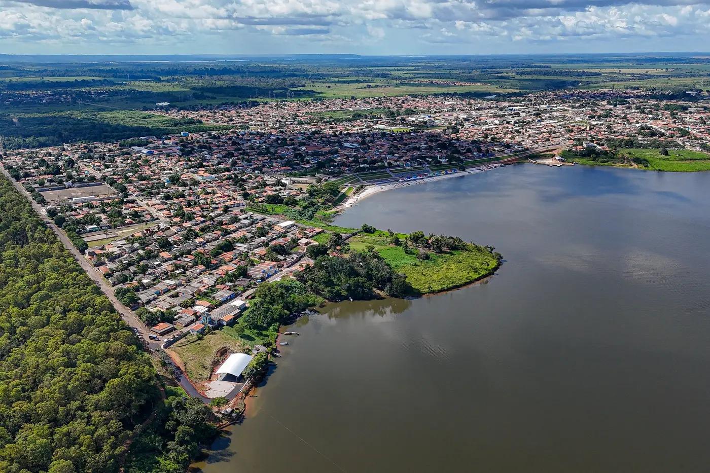Parceria entre Prefeitura Municipal e Eletronorte renova iluminação da entrada de Breu Branco