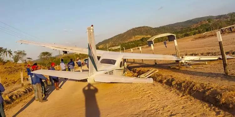 Avião com quase meia tonelada de cocaína cai e é apreendido no Pará
