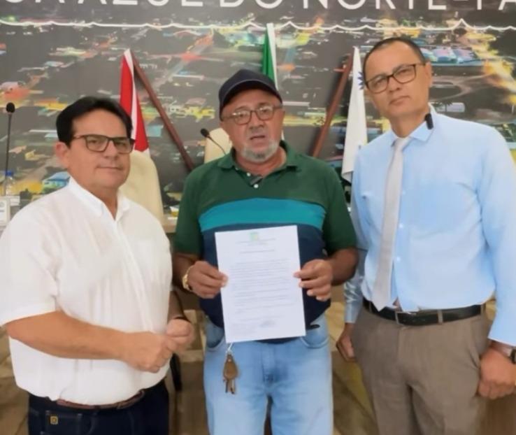 Cidadãos são homenageados em sessão solene na Câmara Municipal Água Azul do Norte