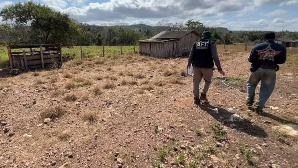 Dois trabalhadores são resgatados de situação análoga à escravidão em fazenda de Parauapebas