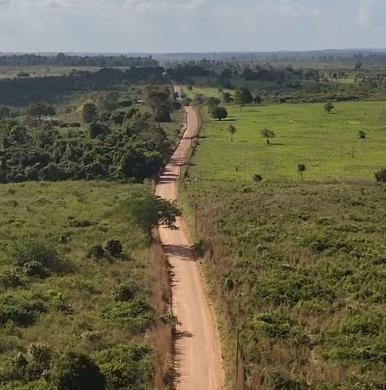 Prefeitura de Breu Branco transforma vicinal Quatro Bocas e beneficia produtores rurais