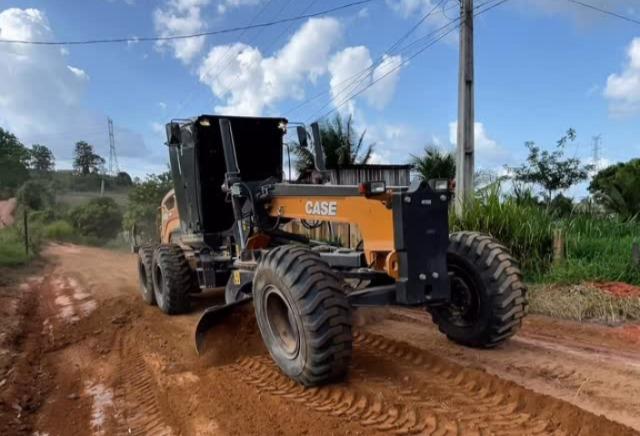 Ruas do Nova Conquista recebem serviços de limpeza e recuperação pela gestão André Rezende em Pacajá