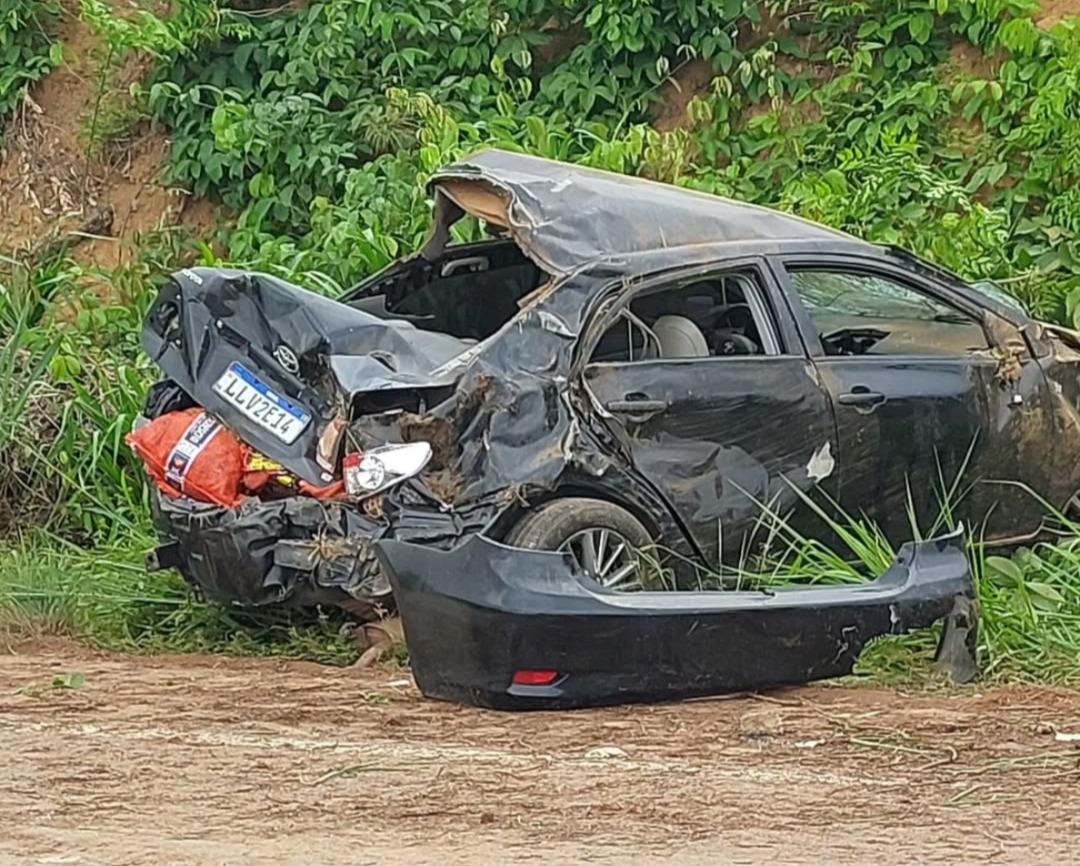 Acidente em Itupiranga: veículo capota na entrada da Agrovila