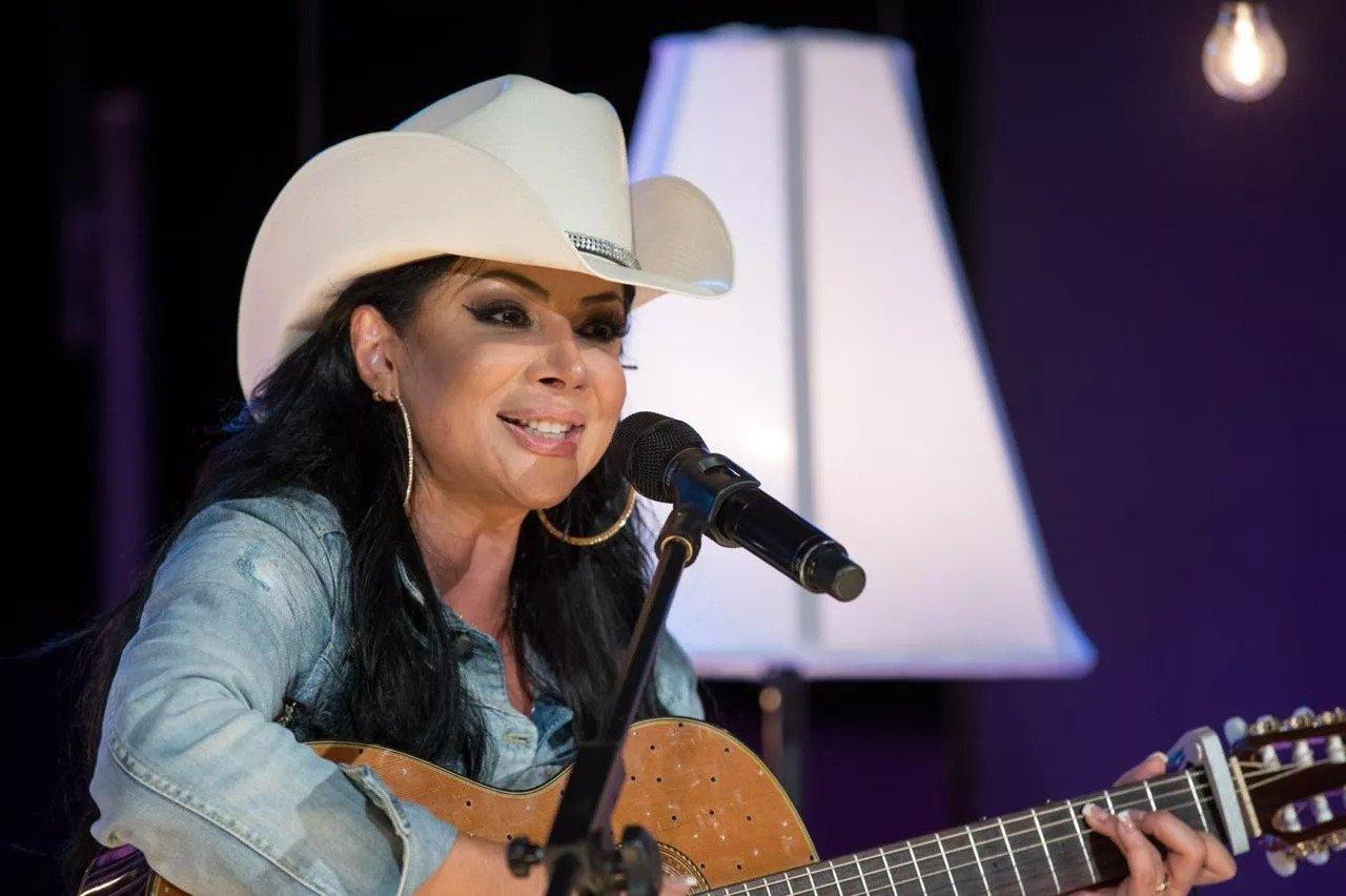 Atenção, Xinguara: Valéria Barros se apresenta na FAX nesta sexta-feira (5)