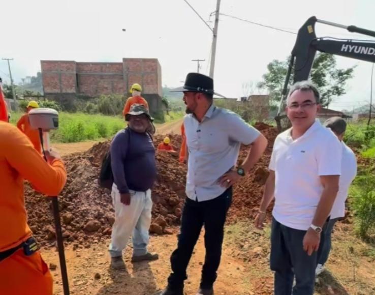 Gestão Aurélio avança ainda mais na infraestrutura e chega no bairro Montes Claros, em Parauapebas