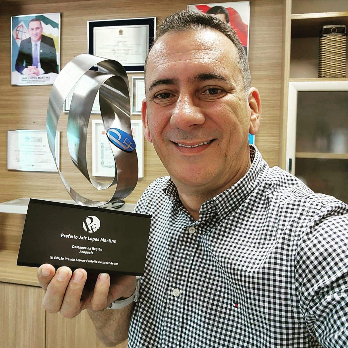 Jair Martins e o seu sonho de Ícaro