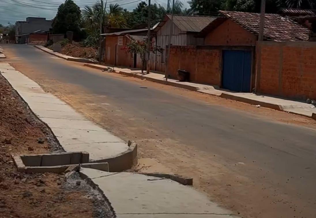 Júlio Dairel mostra os avanços do projeto de 100 km de calçadas em Ourilândia do Norte