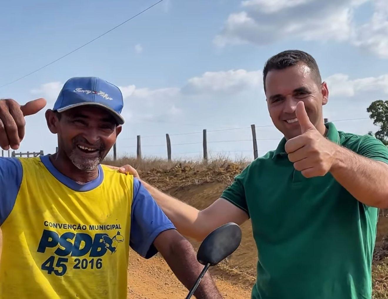 Leandro Reis visita obras na vicinal Ladeira da Velha e reforça compromisso com a população de Pacajá