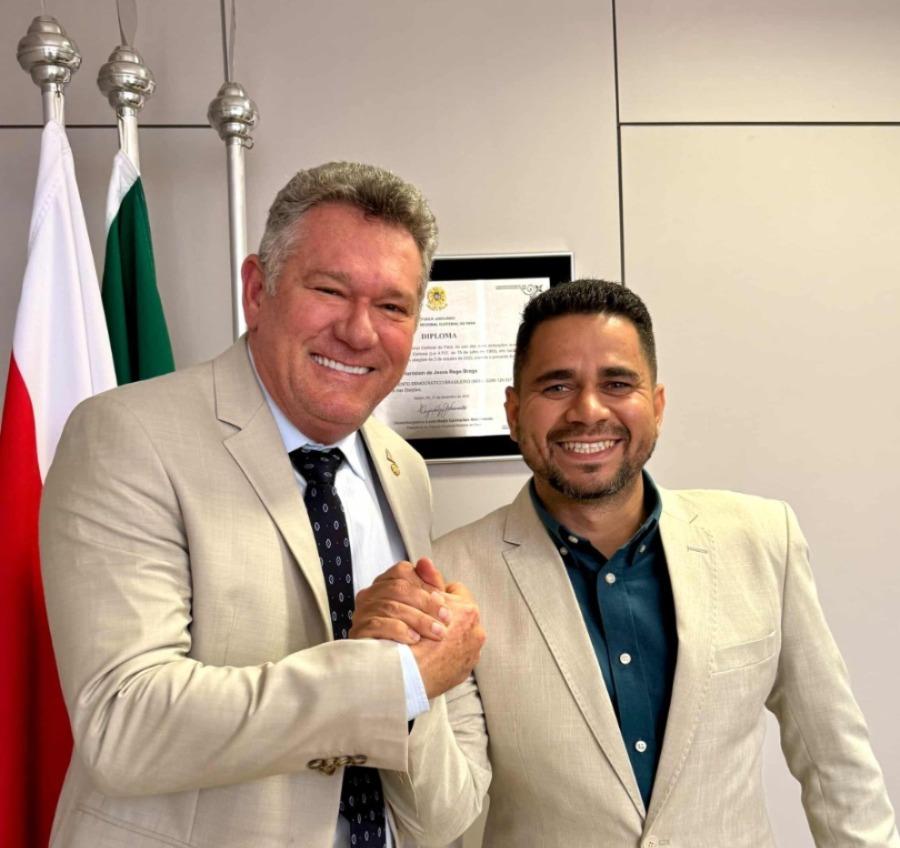 Parceria de Wagno Godoy e Keniston Braga leva R$ 2 milhões em investimentos para pavimentação de Itupiranga