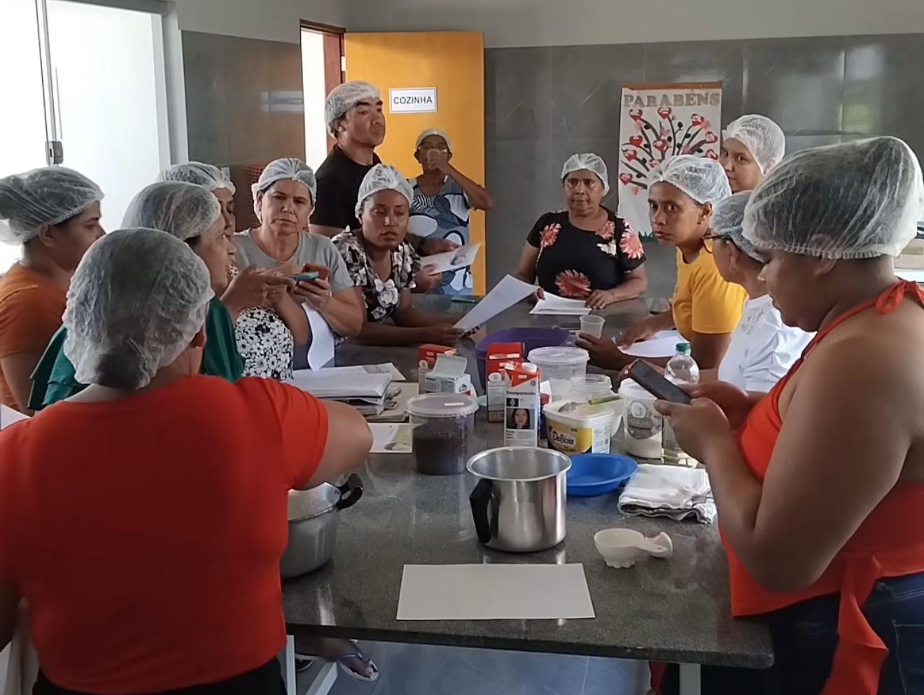 Parceria entre Prefeitura e Senar leva curso de panificação para o CRAS de Ourilândia do Norte
