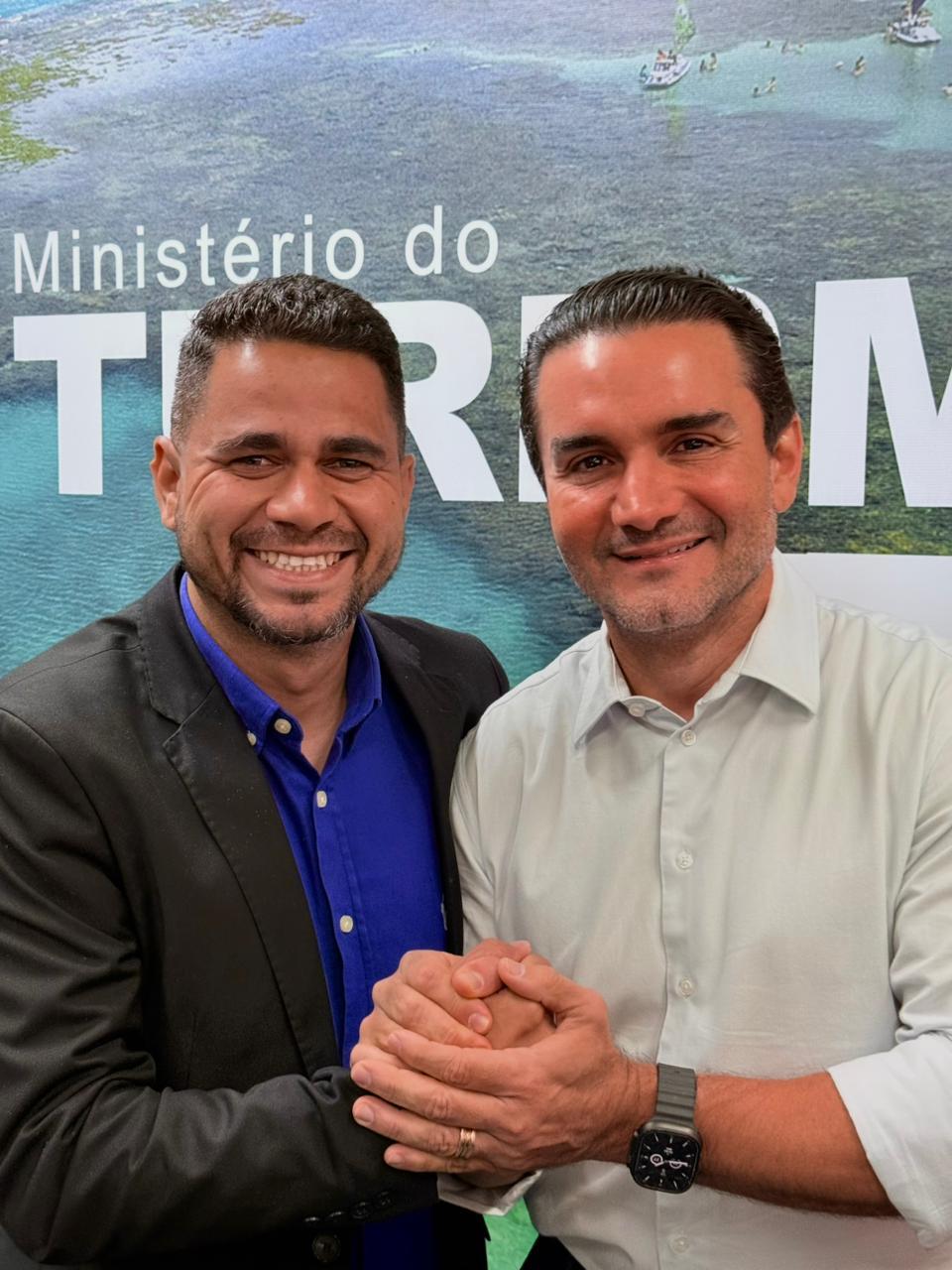 Prefeito Godoy e ministro Celso Sabino fecham parceria para 1º aniversário do Distrito de Cruzeiro do Sul