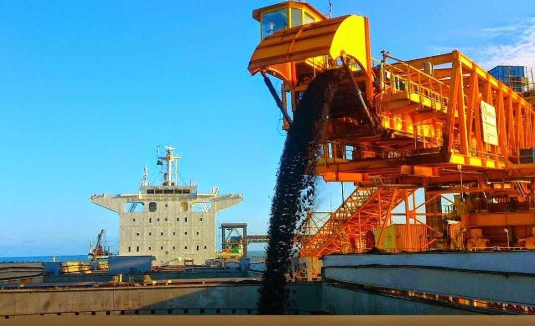 Tarifaço de Trump: exportações de minério de ferro caem 100%
