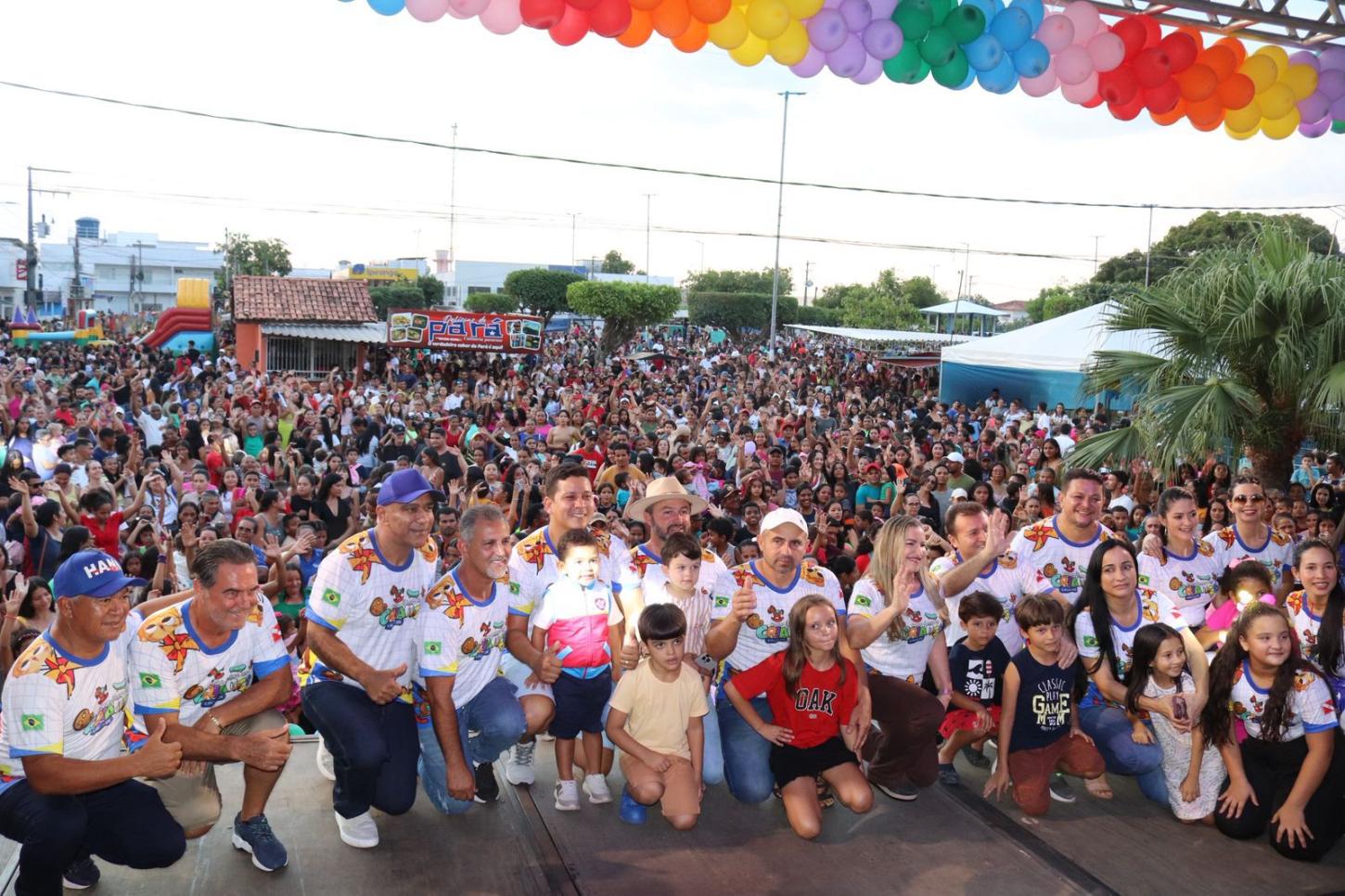 Criançada lota praça de Jacundá em Dia das Crianças emocionante
