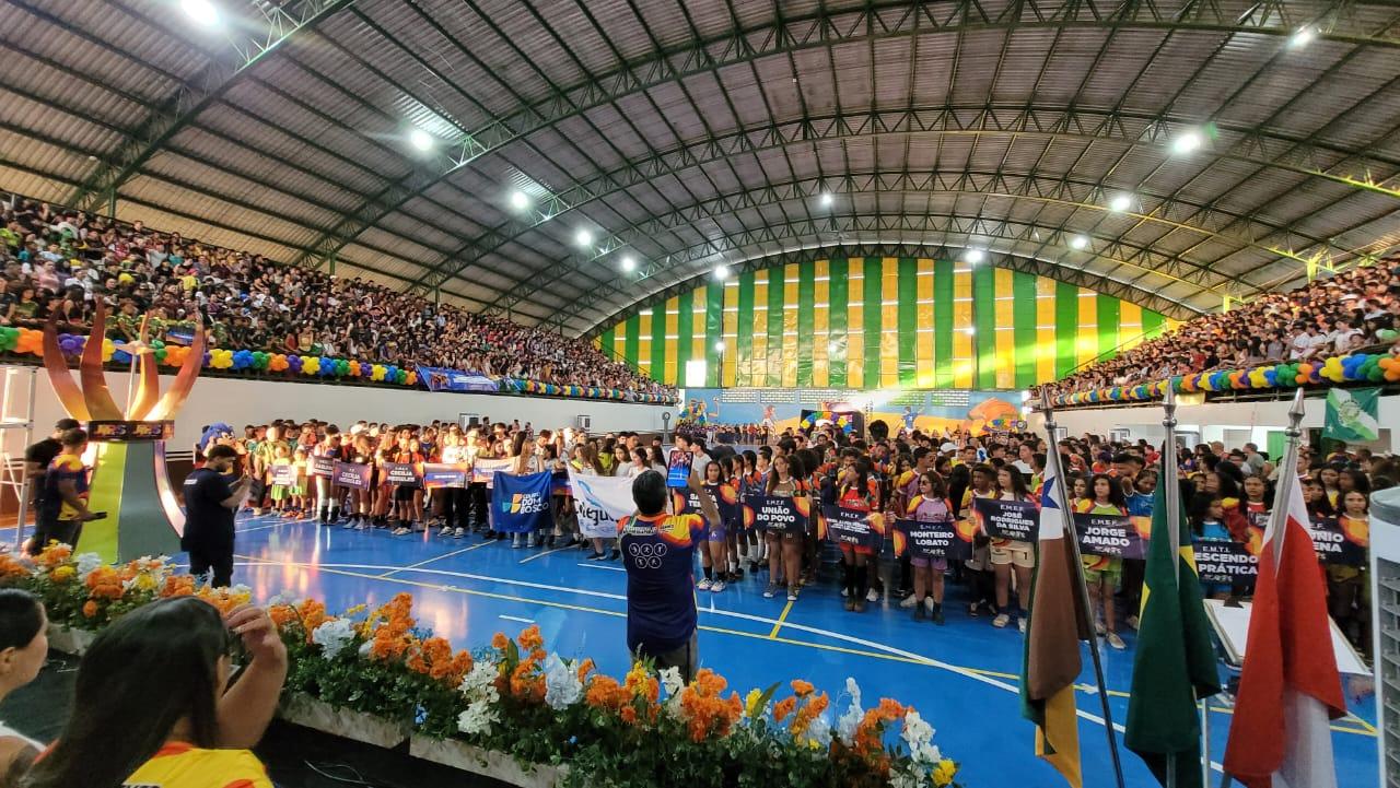 Mais de 1.500 atletas brilham na abertura da segunda fase do JIPS