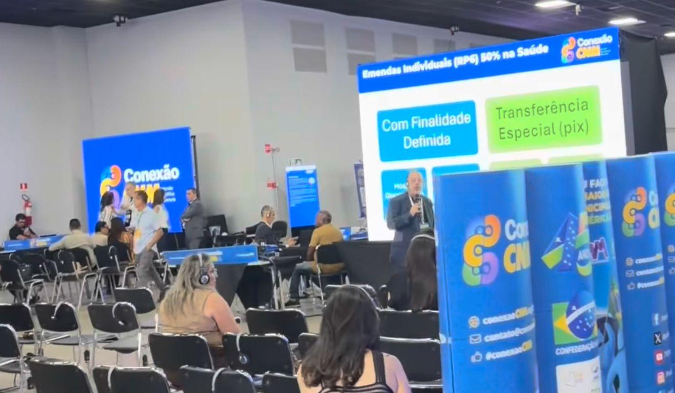 Redenção: Dr. Rener busca avanços e capacitação no Conexão CNM