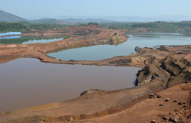 Minério de ferro cai com plano da China de regular exportações de aço