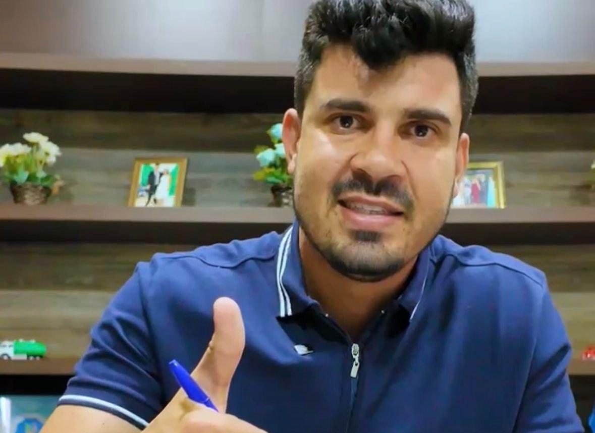 André Rezende concede aumento de 7% aos servidores da Educação de Pacajá