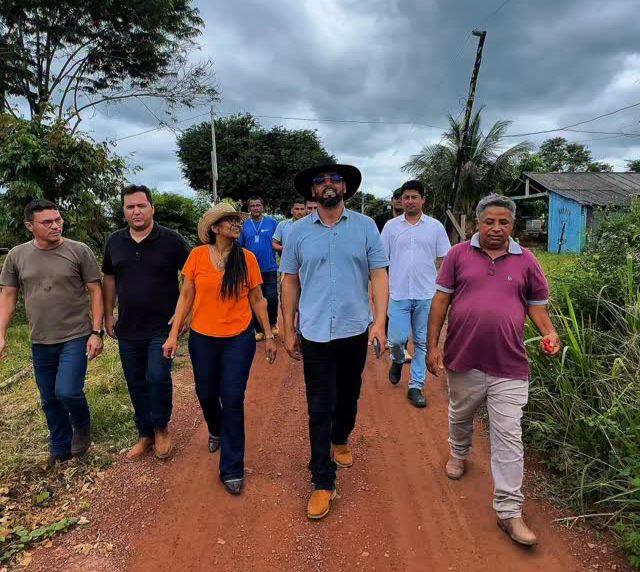 Aurélio Goiano anuncia obras e serviços para desenvolver a Vila Horebe, em Parauapebas