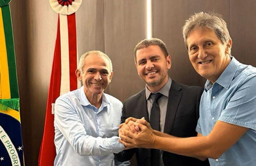 'Encarando mais esse desafio': Flávio Mezzomo assume presidência da FAMEP