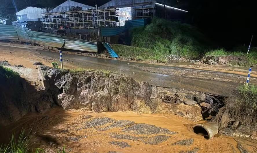 Prefeitura suspende alvarás da Vale após vazamentos em minas