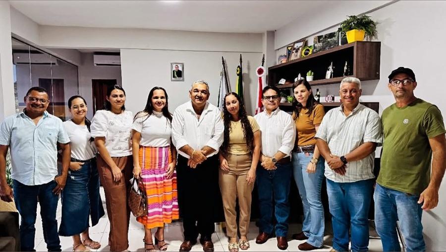 Água Azul do Norte: Vandin garante solução para o início das aulas na Escola da Vila Nova Canadá