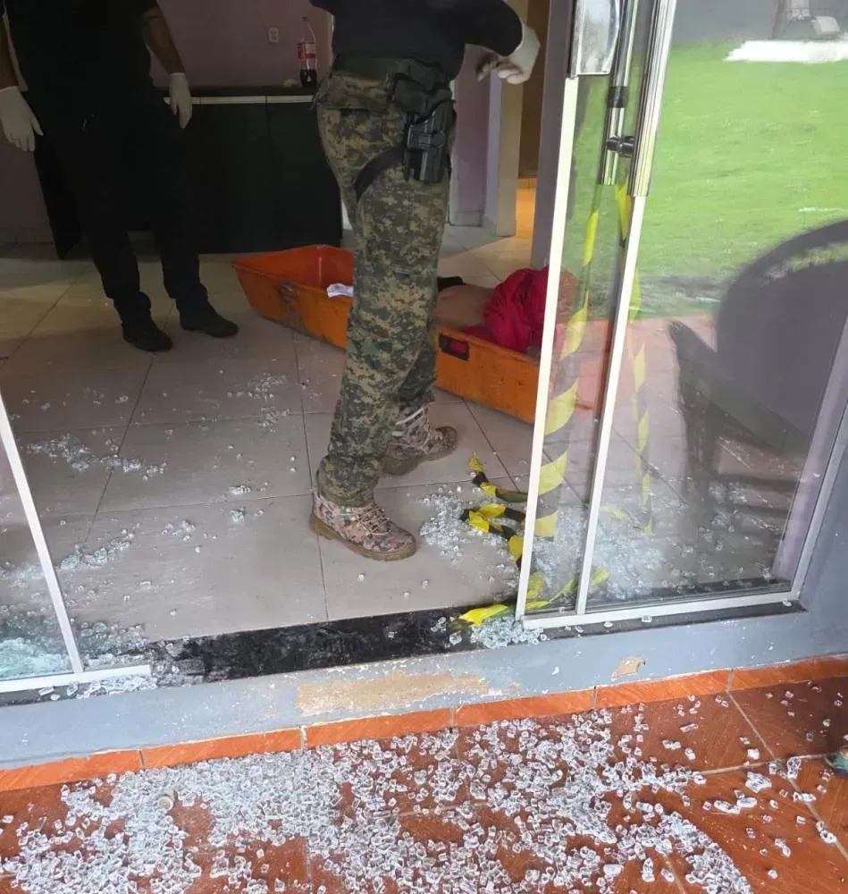 Empresário é morto a tiros após ter chácara invadida por criminosos durante roubo no Bico do Papagaio