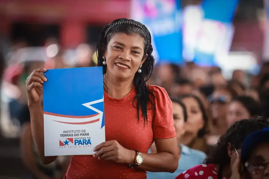 Estado entrega mais de 50 mil títulos de terra, um recorde histórico no território paraense