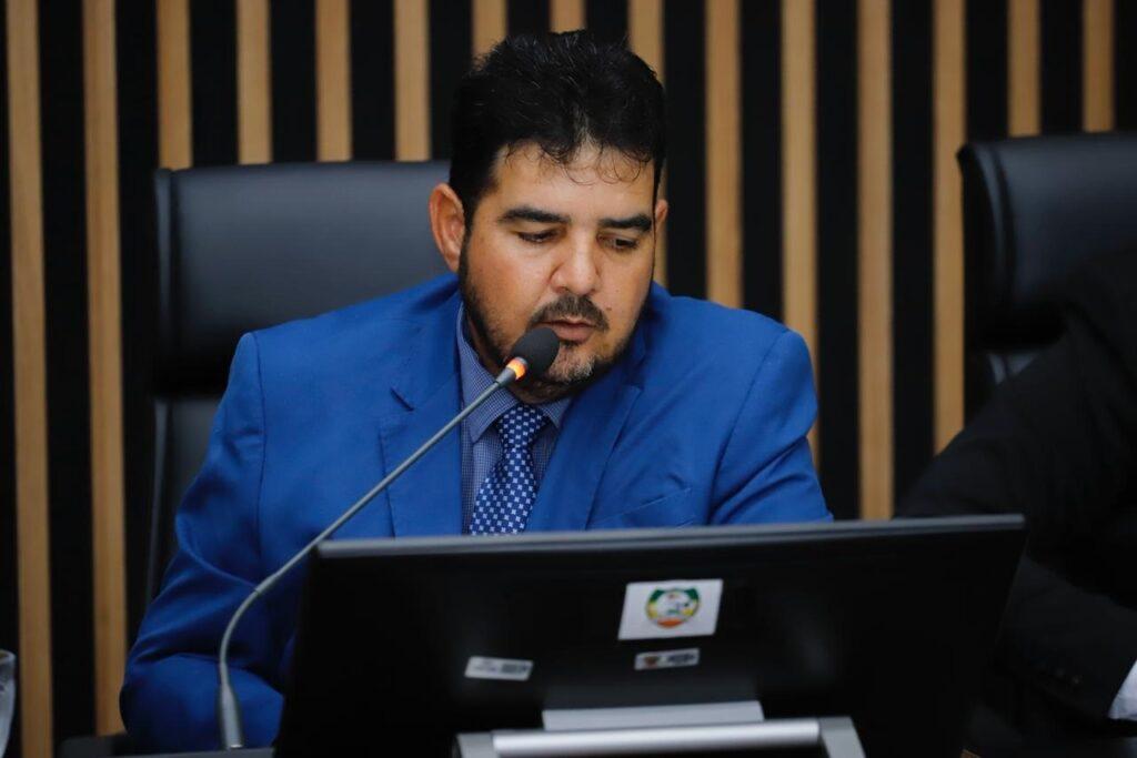 Iniciada a tramitação de projetos para reajuste salarial de servidores