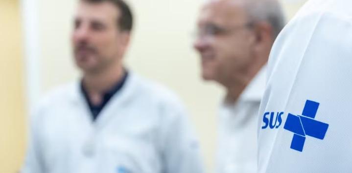 Pará tem 54 vagas para médicos especialistas com bolsas a partir de R$ 10 mil; veja como se inscrever