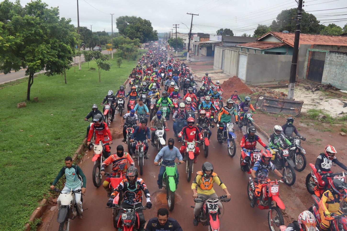 21ª Trilha do Bagaço reúne quase mil pilotos e agita Goianésia do Pará