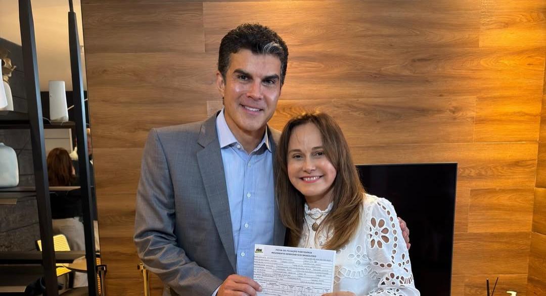 Ao lado de Helder, Ana Cunha oficializa filiação ao MDB