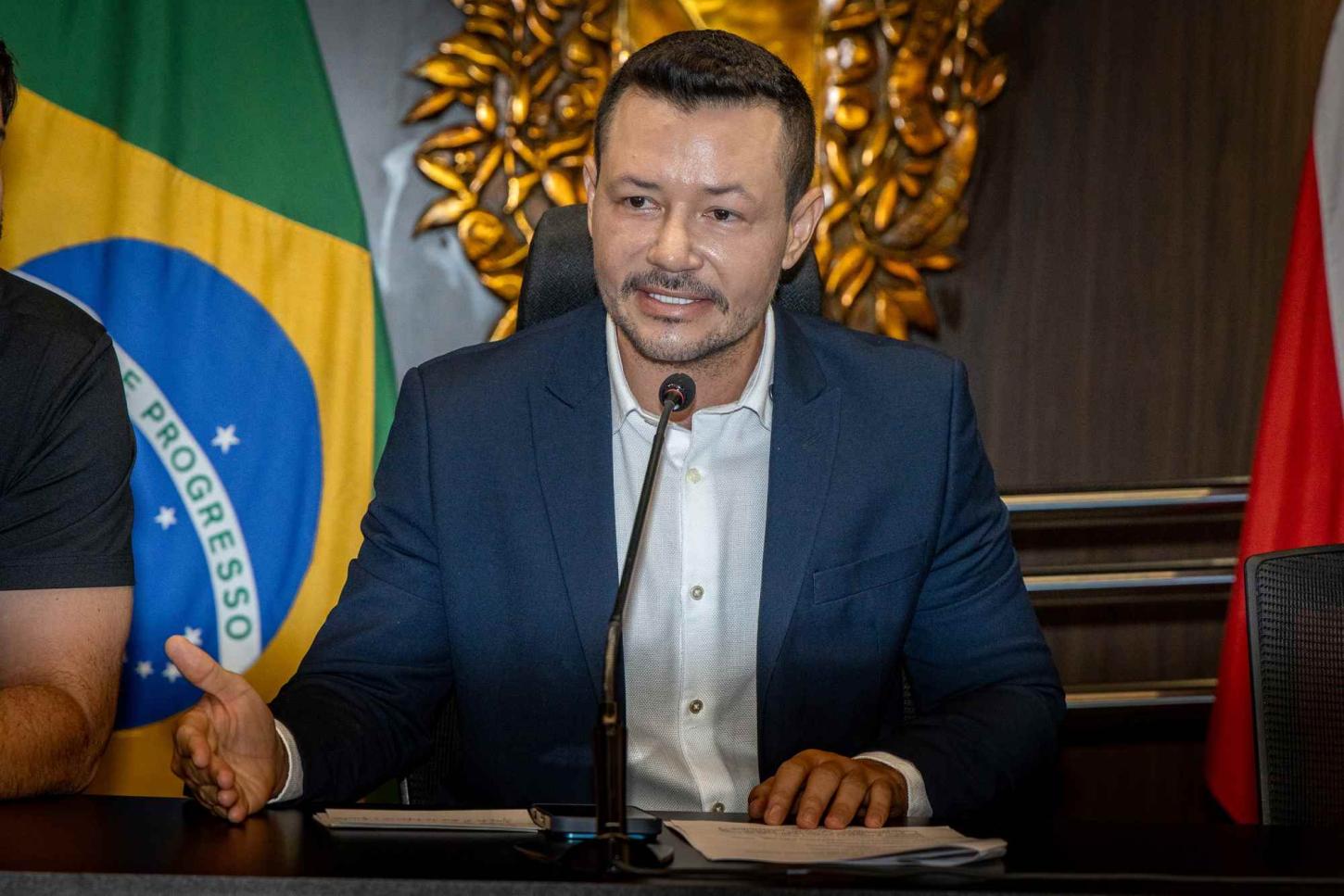 Com plenário lotado, Aveilton Souza encampa luta pelo piso dos conselheiros tutelares no Pará