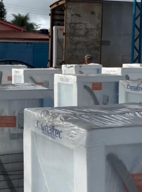 Famílias em Bannach recebem geladeiras novas em projeto de eficiência energética