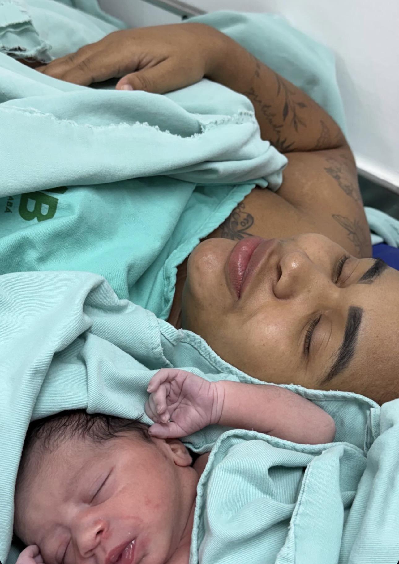 Filho da influenciadora Tia Cleia nasce em Marabá