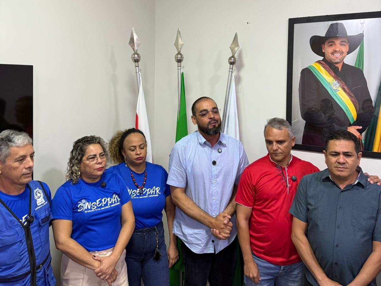 Gestão Aurélio propõe reajuste salarial de 5,49% para servidores de Parauapebas