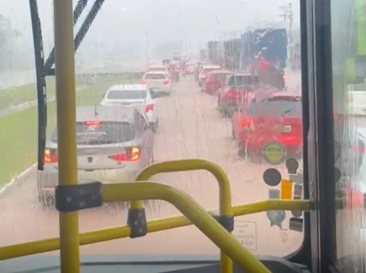 Marituba decreta situação de emergência e monta força-tarefa para conter danos das chuvas