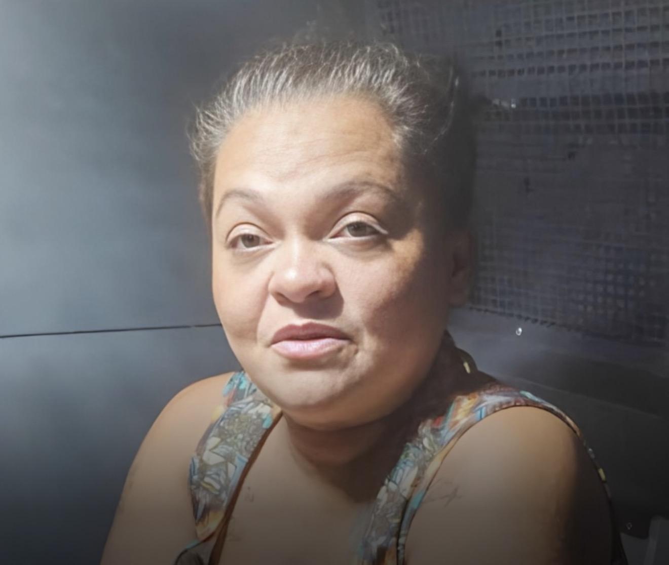 Mulher que cortou genitálias e matou marido por estupros contra a filha de 11 anos é absolvida